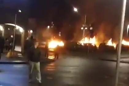 Десятки молодых людей устроили погромы в Стокгольме