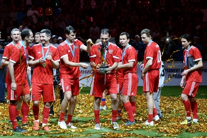 Дубль Широкова помог сборной России девятый раз подряд выиграть Кубок Легенд