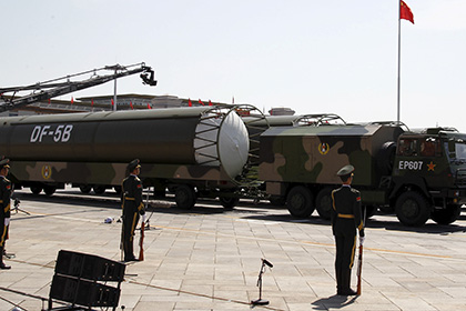 Китай испытал баллистическую ракету с десятью боевыми блоками