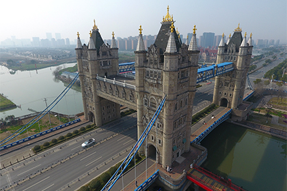 Китайская копия Тауэрского моста вызвала недовольство жителей Сучжоу