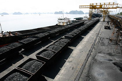 Минэнерго Украины понадеялось на доставку миллиона тонн угля из США