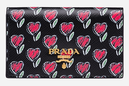 Prada отметит День святого Валентина специальной коллекцией