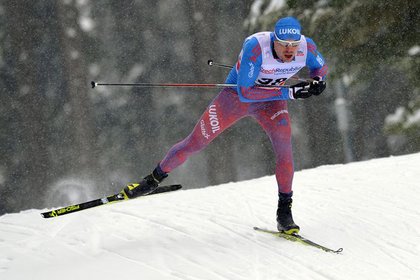 Российские лыжники Устюгов и Крюков победили в командном спринте на ЧМ