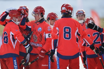 Сборная России упустила победу над Швецией в финале ЧМ по хоккею с мячом