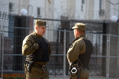 СБУ объявила о задержании женщины-снайпера из ДНР