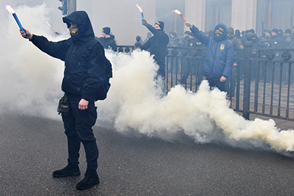 Участники марша в годовщину Майдана попросили уничтожить украинскую власть