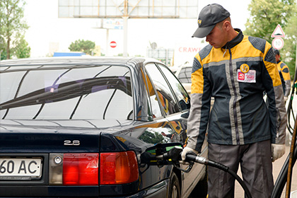 Украина стала страной с самым недоступным бензином в Европе