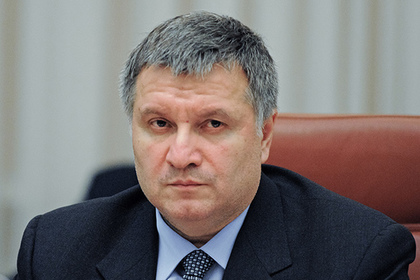 Аваков выступил за прекращение работы Сбербанка на Украине