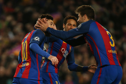 «Барселона» забила ПСЖ шесть мячей и вышла в четвертьфинал Лиги чемпионов