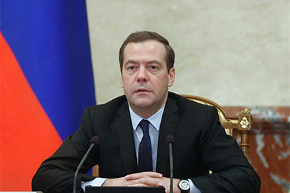 Медведев пообещал продолжить разумное импортозамещение