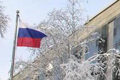 Посольство России осудило продление Канадой военной миссии на Украине