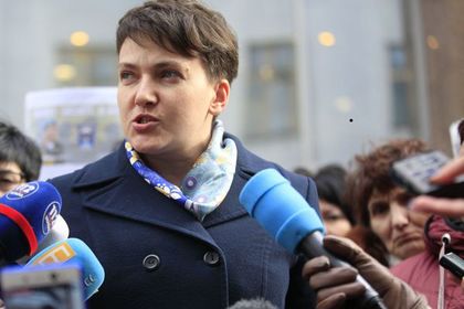 Савченко пришла на заседание Верховной Рады в пуховике и на каблуках