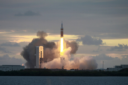США запустили ракету Delta IV девятым военным спутником связи