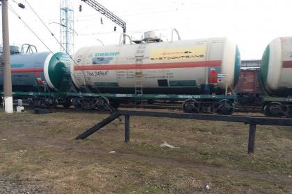 Участников блокады поездов из России в Конотопе уговорили разойтись