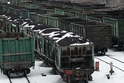 Захарченко заявил о начале поставок угля из ДНР в Россию