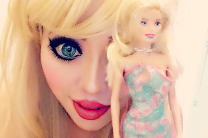 Американка потратила состояние на пластику ради внешности куклы Барби