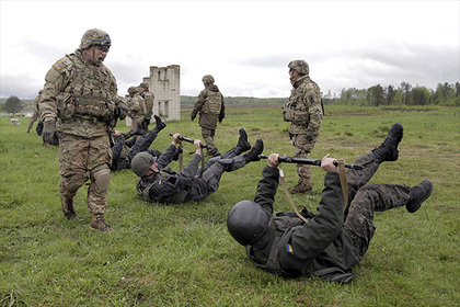Американские инструкторы прибыли в Донбасс для проверки украинских войск