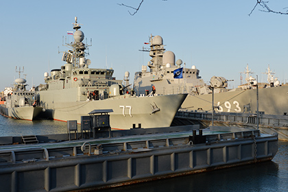 Каспийская флотилия поднята по тревоге на проверку боеготовности