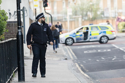 Люди в масках и с мачете в руках зарубили 17-летнего велосипедиста в Лондоне