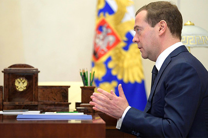Медведев заявил о переходе экономики России в стадию роста