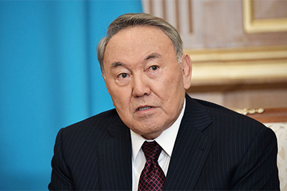Назарбаев распорядился перевести казахский алфавит на латиницу