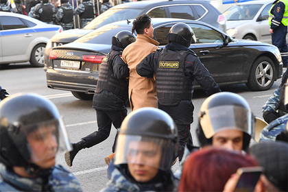 Обвиняемые в нападении на полицейских участники акции 26 марта пойдут под суд