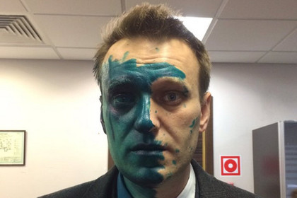 Полиция начала проверку по факту нападения с зеленкой на Навального