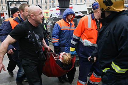Следственный комитет возбудил уголовное дело после взрыва в петербургском метро