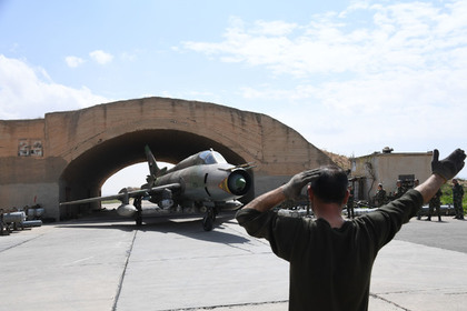 СМИ сообщили о передислокации сирийской авиации ближе к российской базе
