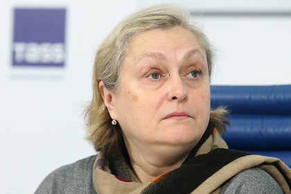 Вдова Евтушенко попросила поддержать последний проект поэта
