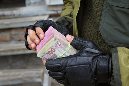 Число украинцев с миллионным заработком за год уменьшилось на четверть