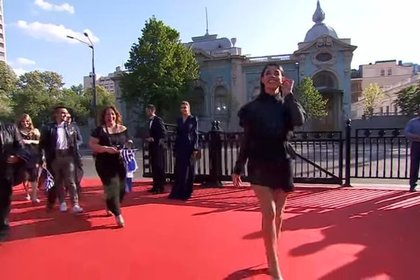 Гости «Евровидения» прошли по самой длинной красной дорожке в истории конкурса