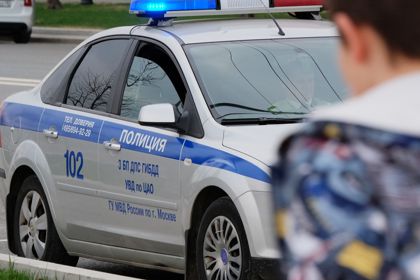 Полицейский в Челябинске сбил двух детей на переходе