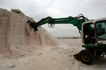 Правительство частично вывело морскую воду и соль из продэмбарго