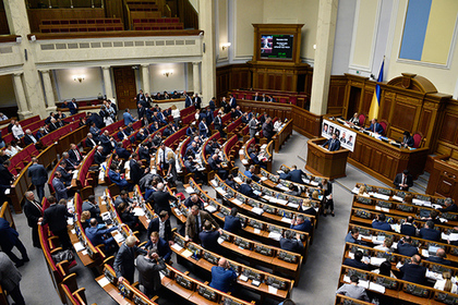 Рада отложила рассмотрение законов против УПЦ МП