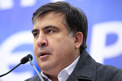 Саакашвили вывел своих сторонников на акцию протеста в центре Киева