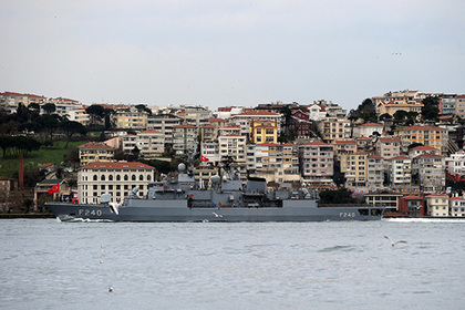Турция опровергла данные о возможных атаках ИГ на российские военные корабли
