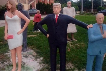 Боснийский скульптор-самоучка поставил во дворе гипсовых Трампа и Путина
