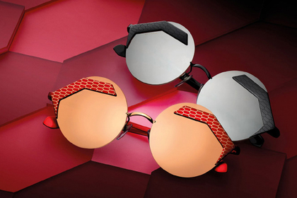 Bulgari показал украшенные при помощи лазера «змеиные» очки