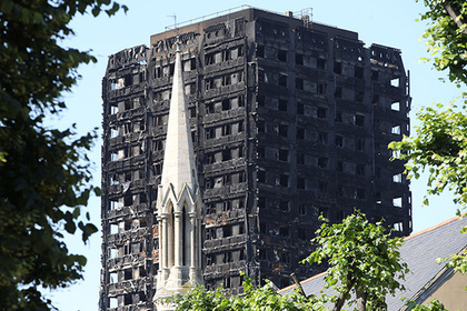 Число жертв пожара в лондонской многоэтажке возросло до 79 человек