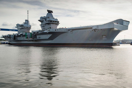 Новейший авианосец Королевского флота выйдет в море в последнюю декаду июня
