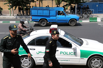 Охранник убит во время стрельбы в парламенте Ирана