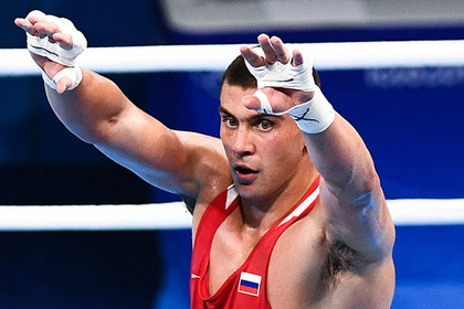 Олимпийский чемпион Тищенко вышел в финал ЧЕ по боксу