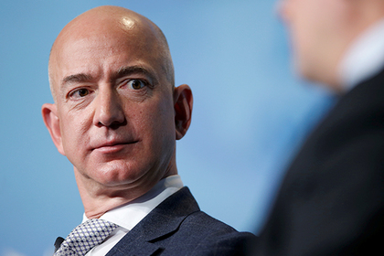 От титула богатейшего человека главу Amazon отделяет пять миллиардов долларов