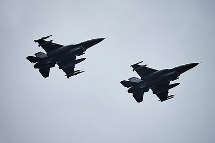 СМИ узнали о принадлежности перехвативших самолет Шойгу истребителей F-16