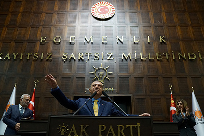 Турецкий парламент одобрил отправку турецких войск в Катар
