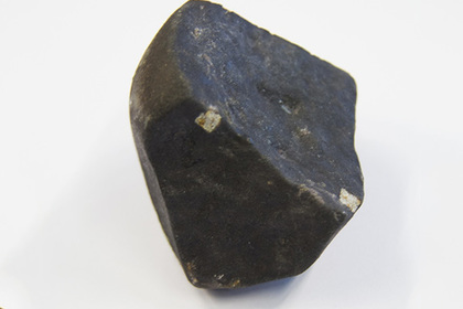 Упавший на сарай в Нидерландах камень оказался метеоритом
