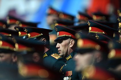 В Госдуме заявили об отсутствии закона об увеличении выслуги лет для военных