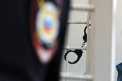 В Кузбассе сидевший в полицейской машине нетрезвый задержанный спровоцировал ДТП