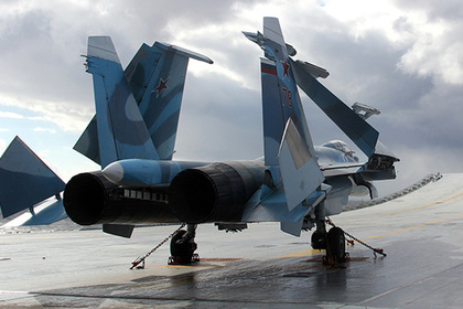 В России возобновили производство двигателей для палубных истребителей Су-33